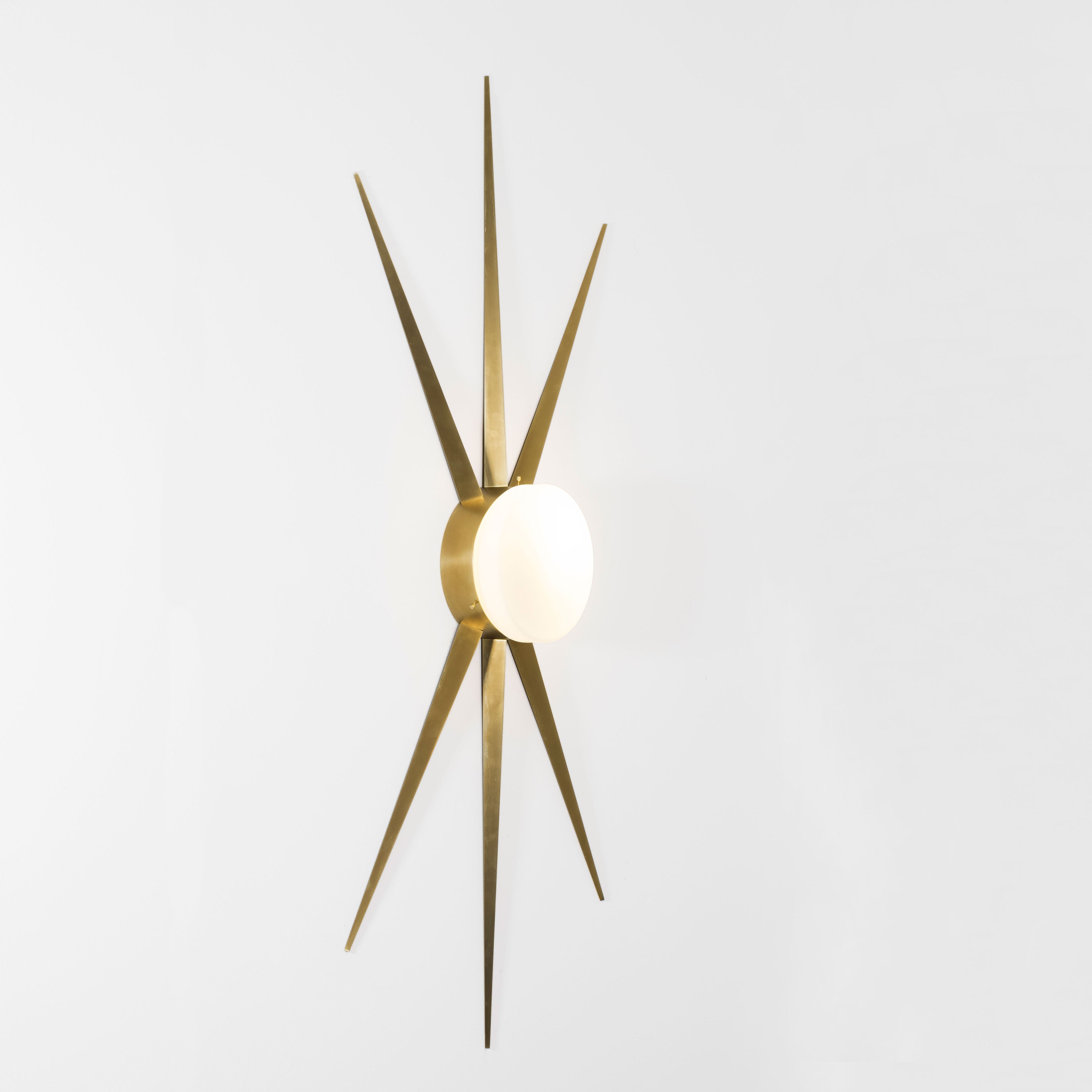 Classic can be put up both as a ceiling and a wall lamp.