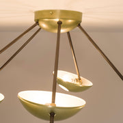 To guarantee precision and attention to detail that would otherwise be impossible to achieve, Quinque II is completely handmade, representing, like all DFM production pieces, the excellence of Italian-made craftsmanship. It can be mounted both as a ceiling and a wall lamp.