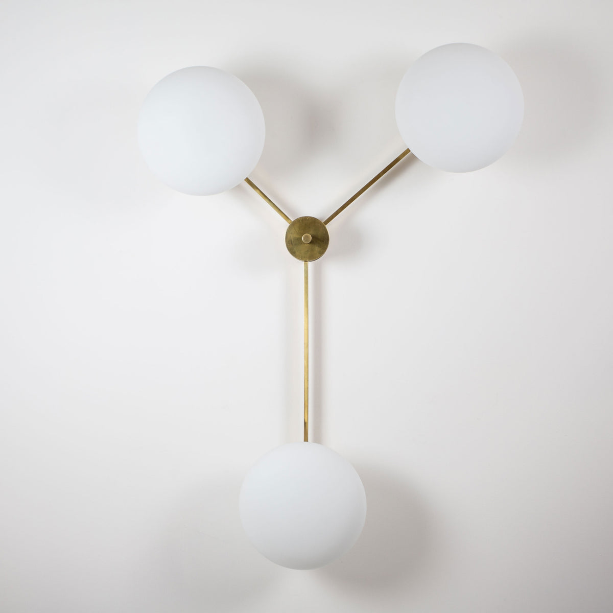 TRIENNALE_Stella_01_1200x1200.