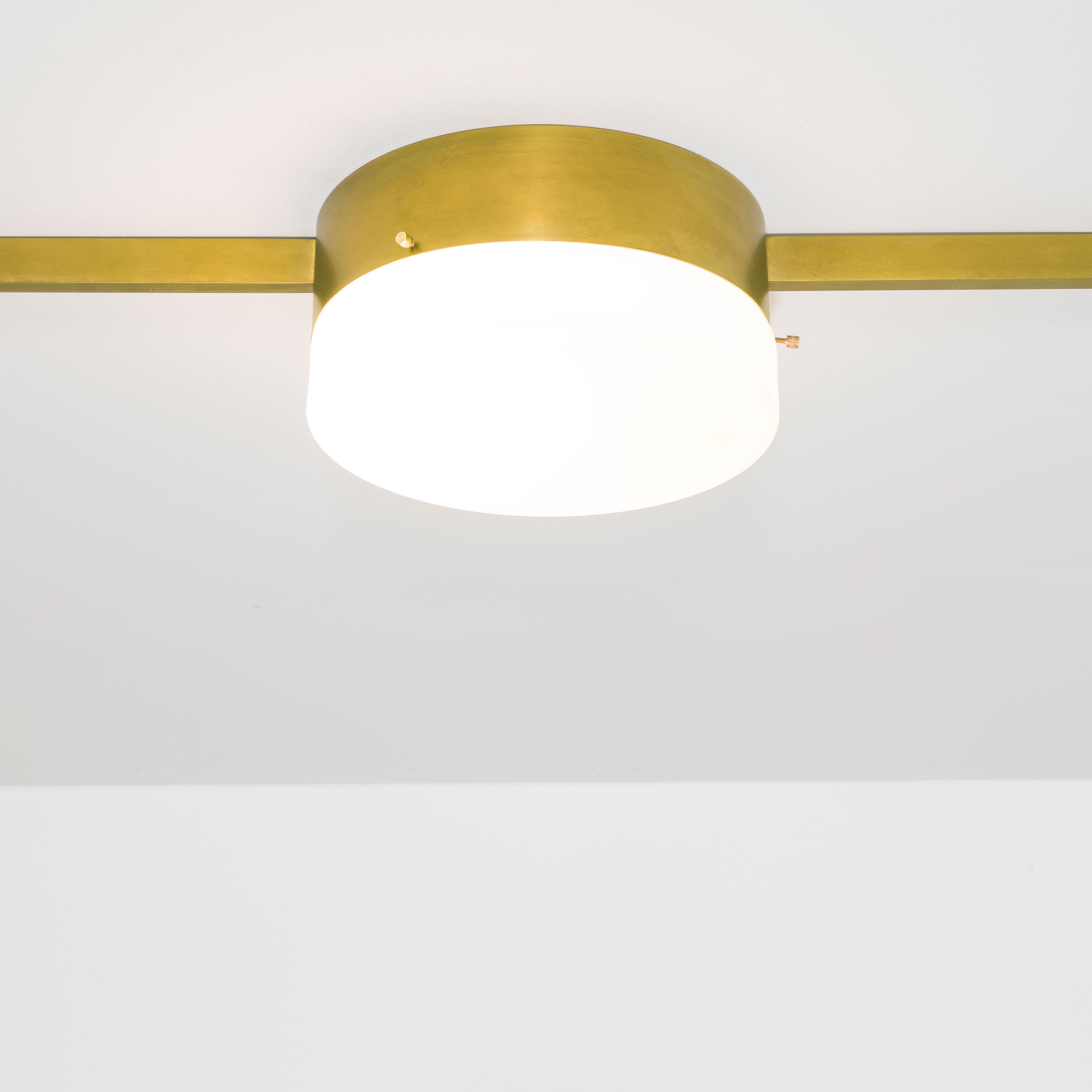 Brass is timeless and at the heart of the design trend. DFM has developed strong expertise in terms of manufacturing and treatment to get incredible patinas.