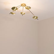 Helios Quinque II contains 5 bulbs, it is compatible with LED and dimmable. The maximum voltage of the bulbs must not exceed 100V.